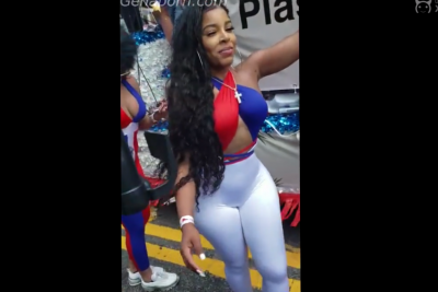 La Parada Dominicana, Enormes Traseros Bailando Muy Sexy